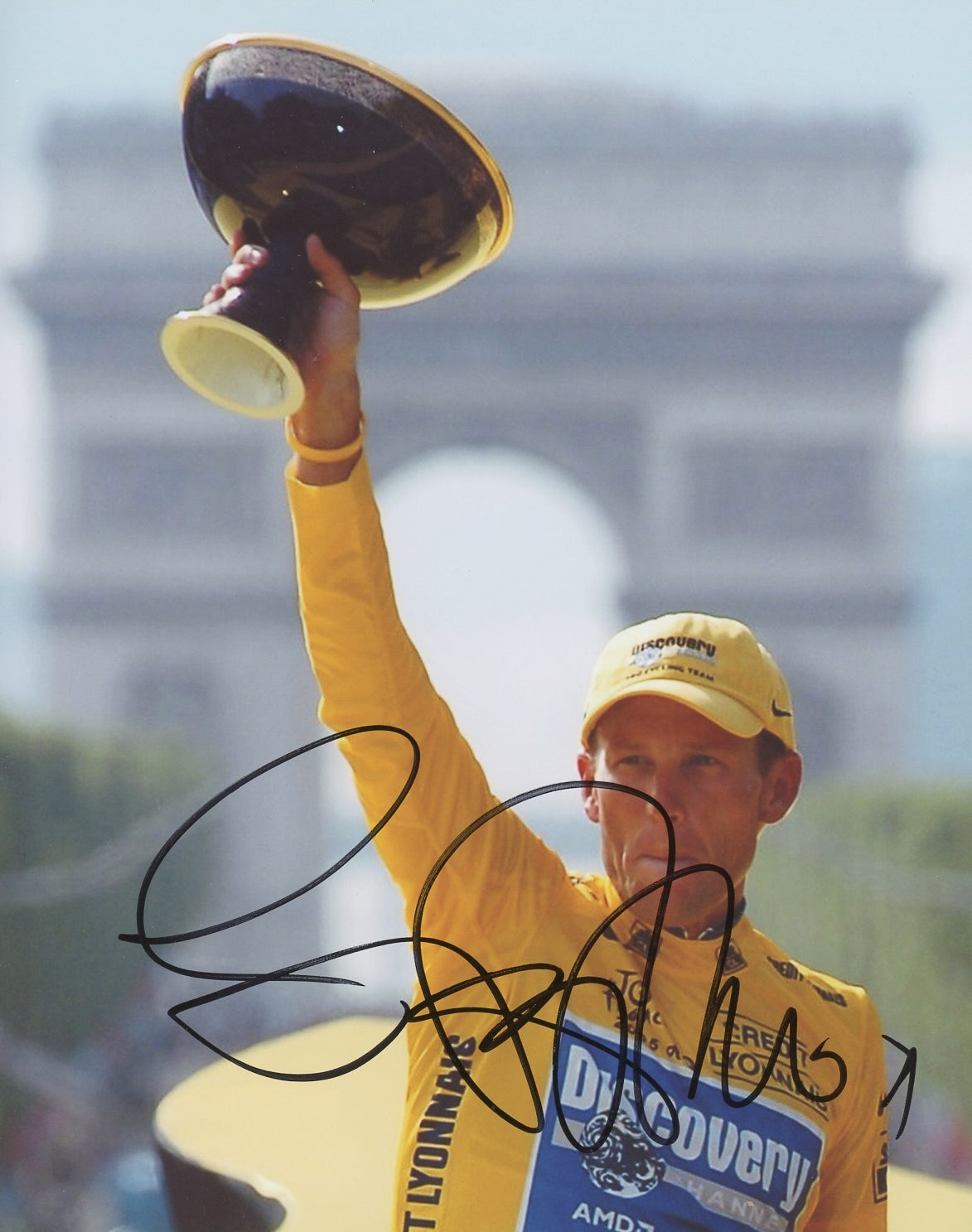 Lance Armstrong Signed 8x10 Photo