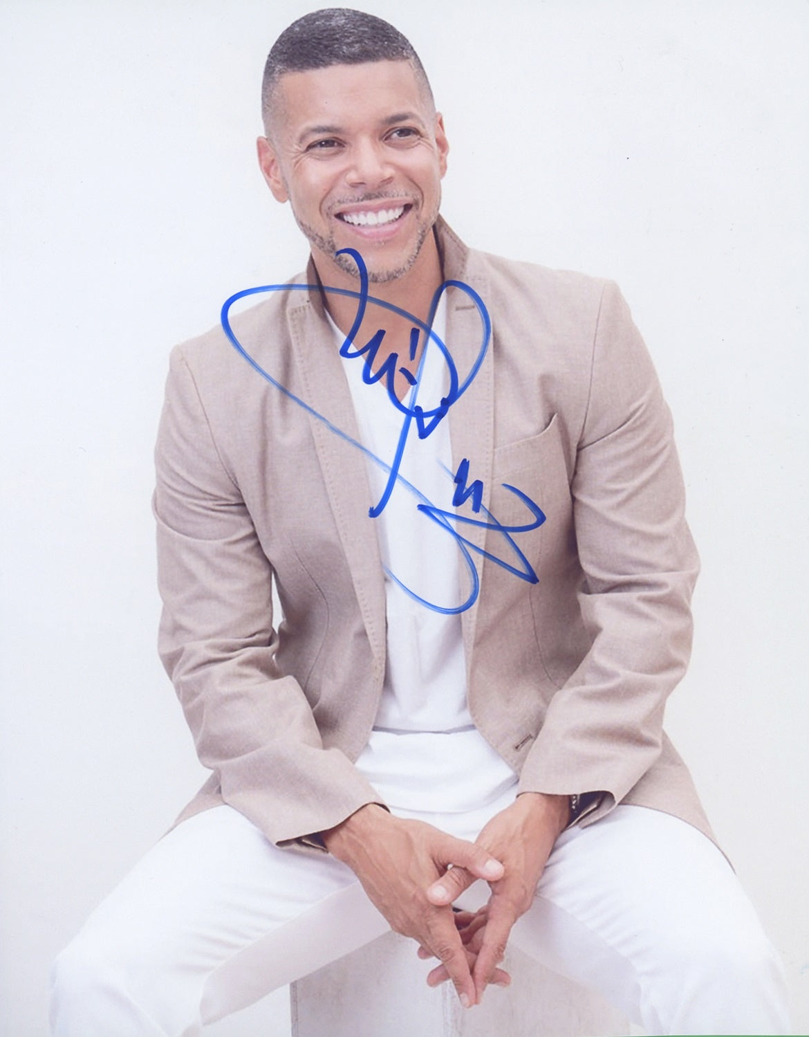 Wilson Cruz Signed 8x10 Photo