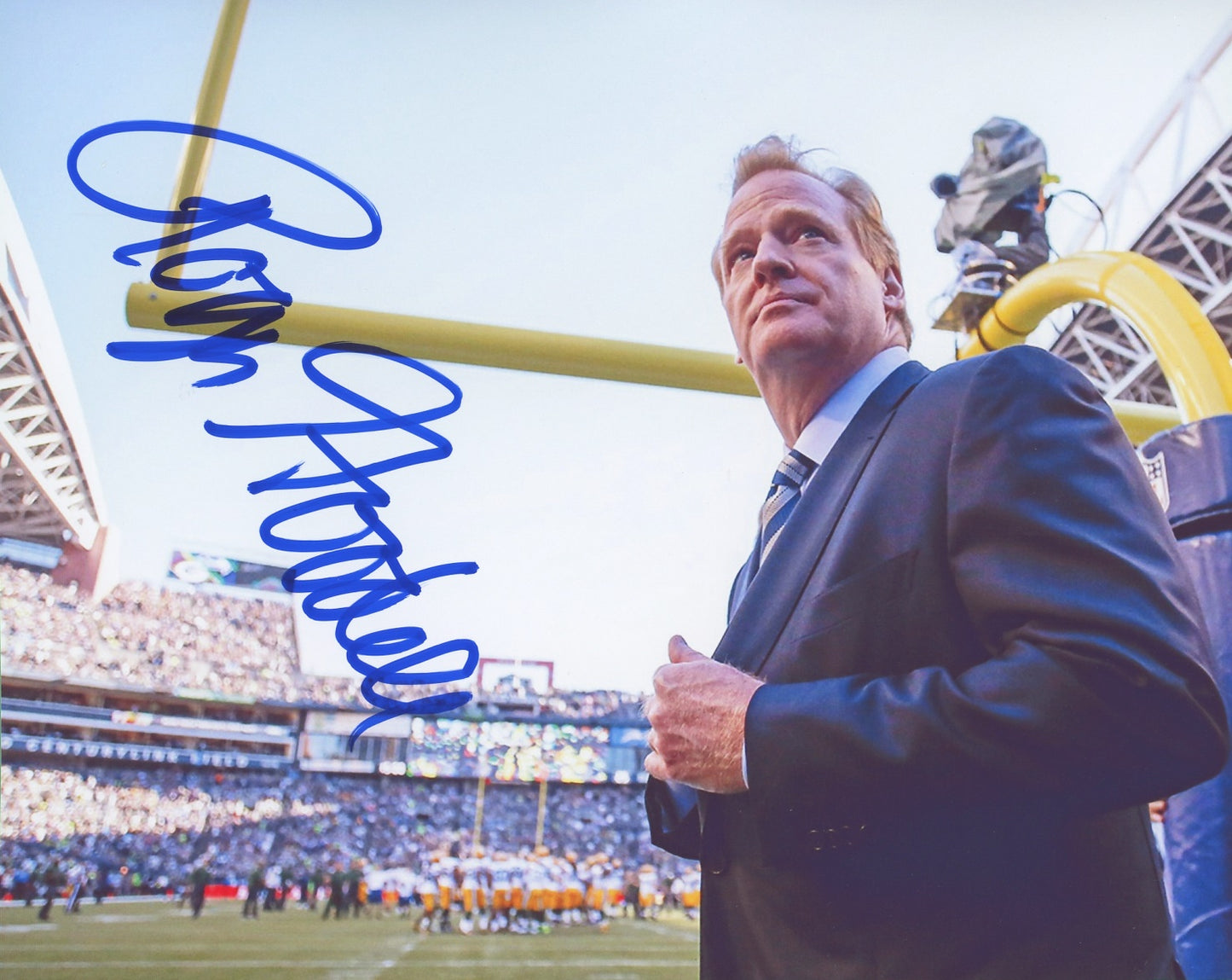 Roger Goodell Signed 8x10 Photo