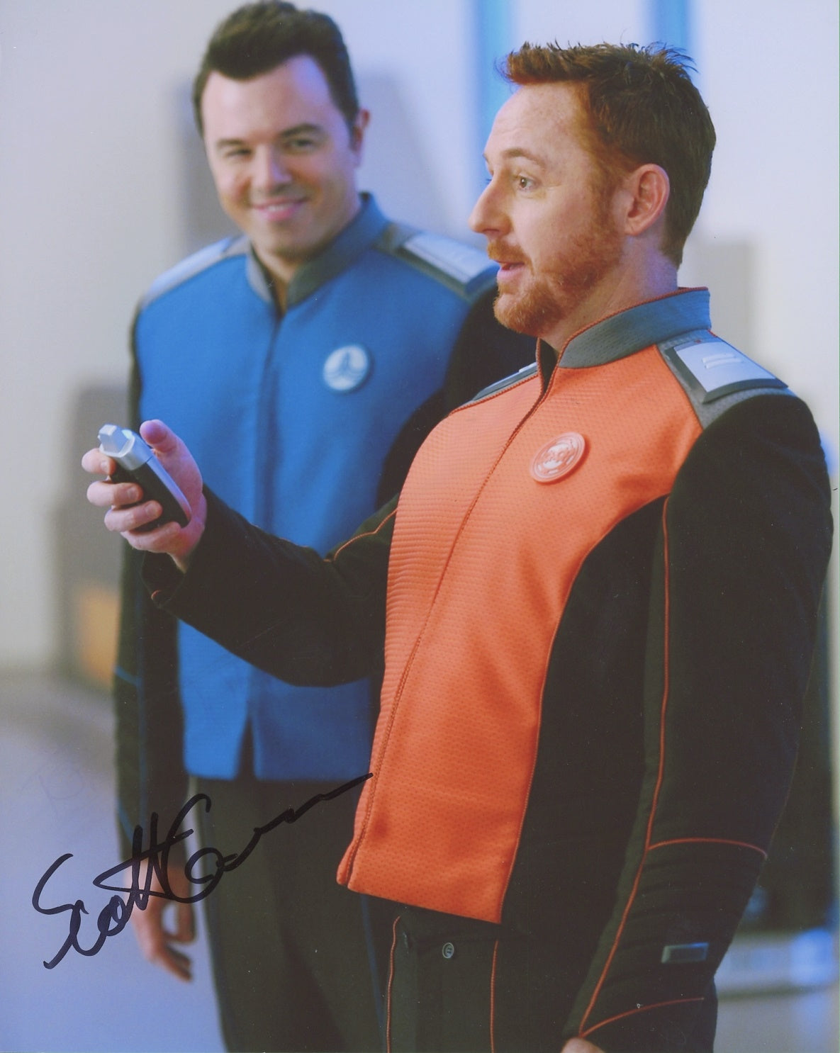 Scott Grimes Signed 8x10 Photo