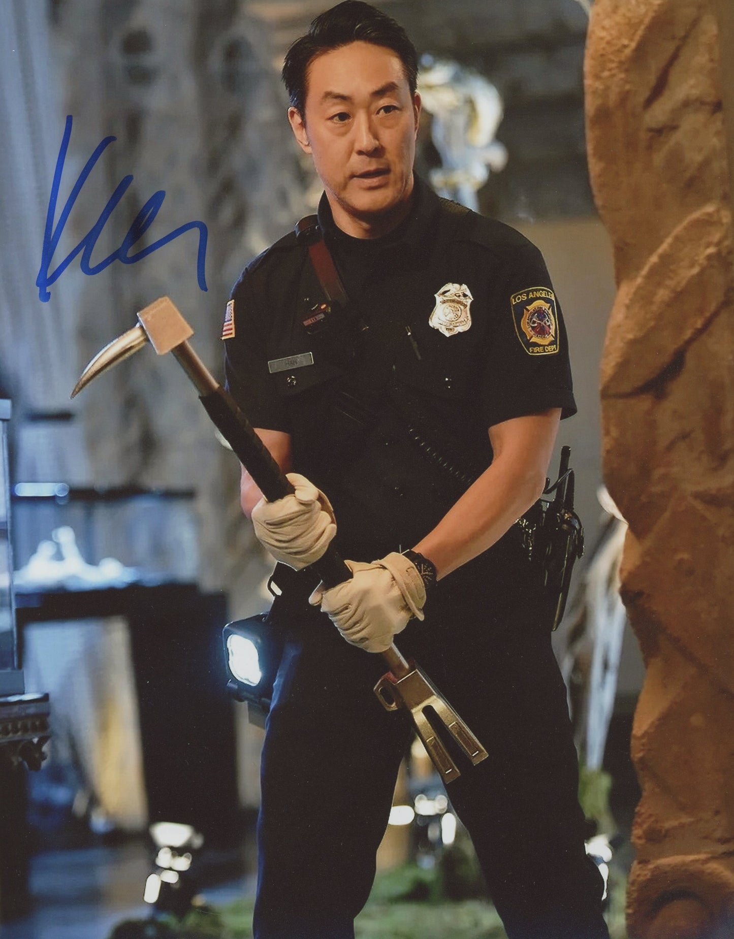 Kenneth Choi Signed 8x10 Photo