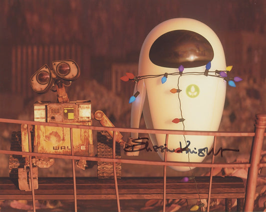 Elissa Knight Signed 8x10 Photo