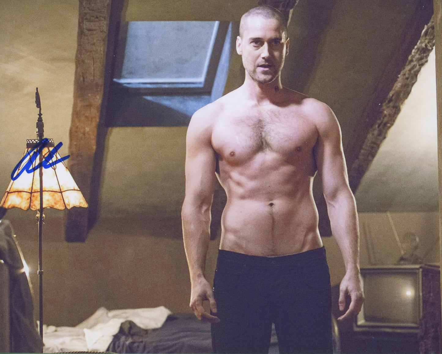 Ryan Eggold Signed 8x10 Photo