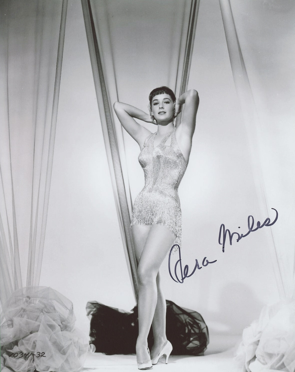 Vera Miles Signed 8x10 Photo