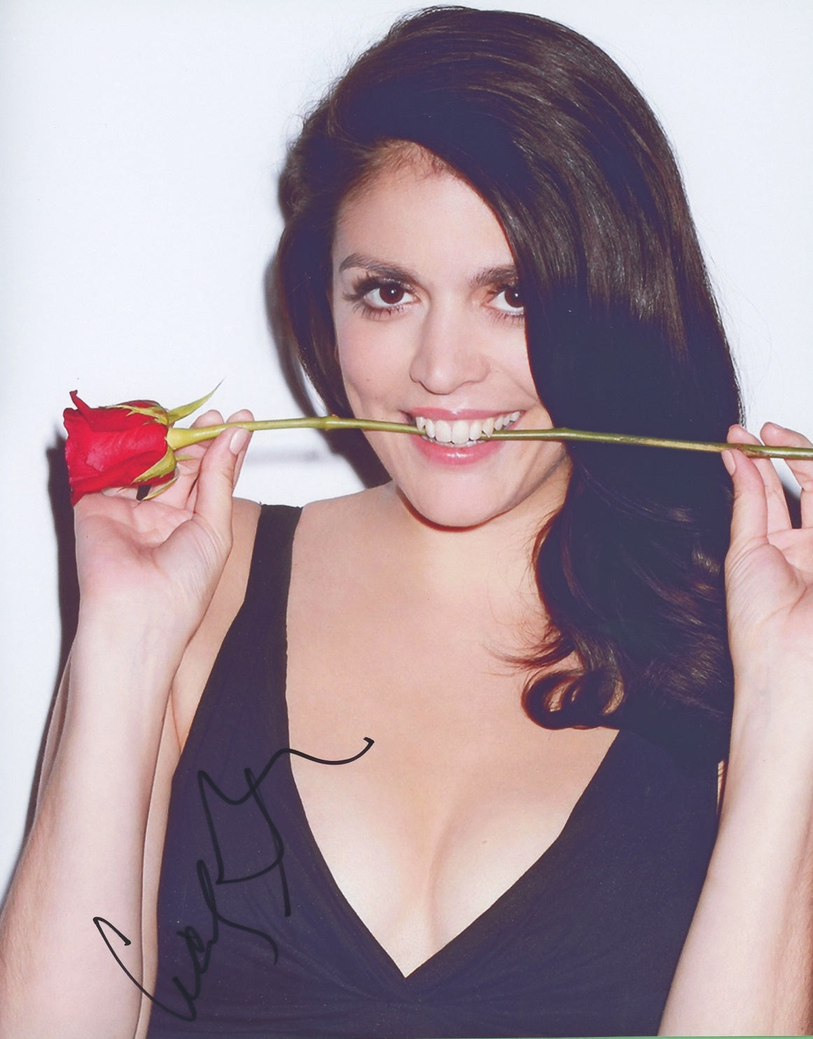 Cecily Strong Signed 8x10 Photo
