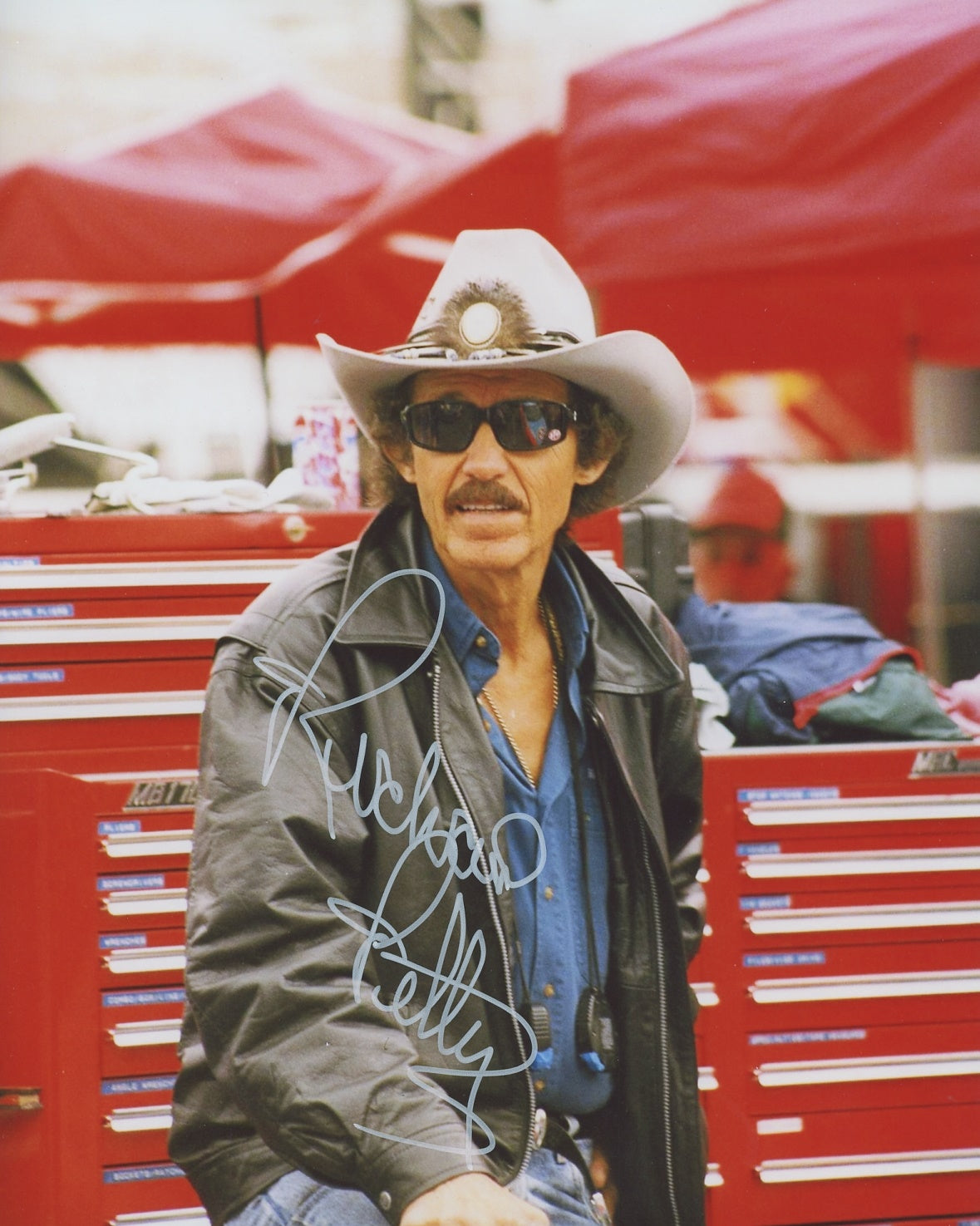 Richard Petty Signed 8x10 Photo