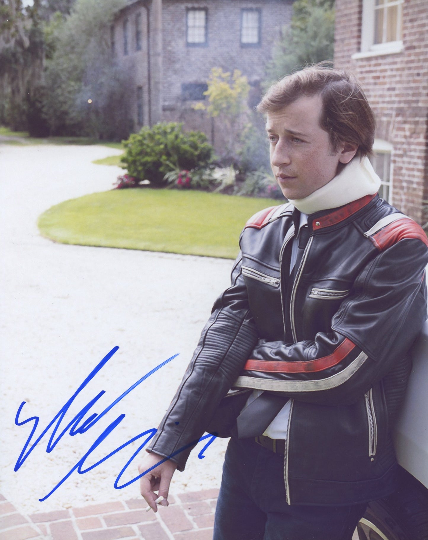Skyler Gisondo Signed 8x10 Photo