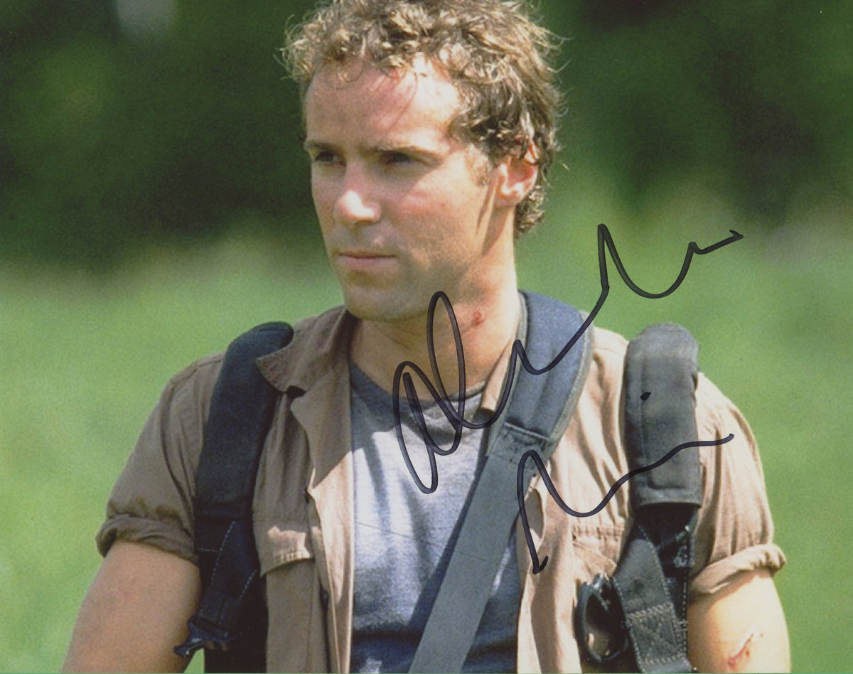 Alessandro Nivola Signed 8x10 Photo