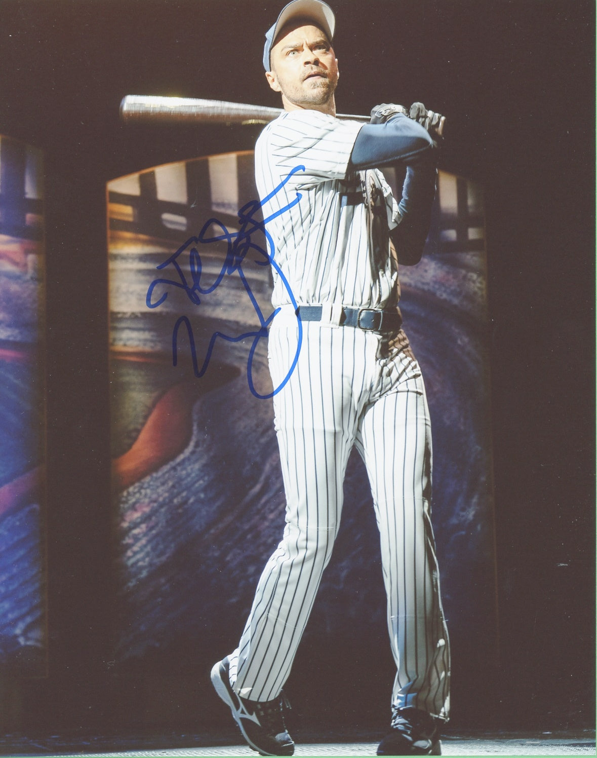Jesse Williams Signed 8x10 Photo