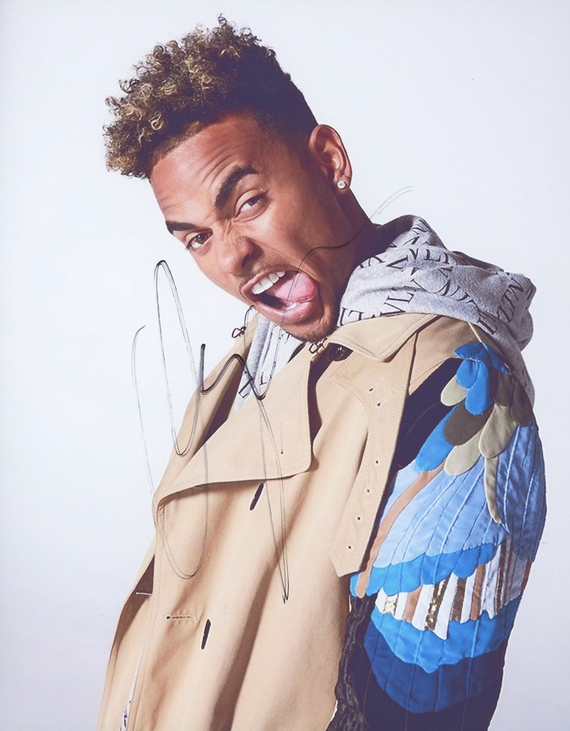 Ozuna Signed 8x10 Photo