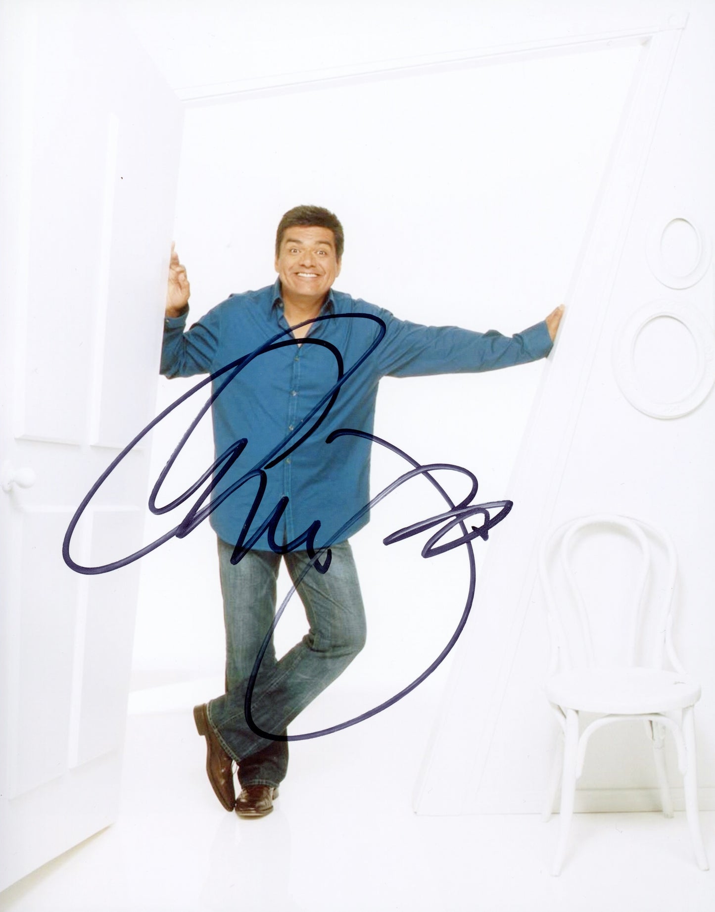 George Lopez Signed 8x10 Photo