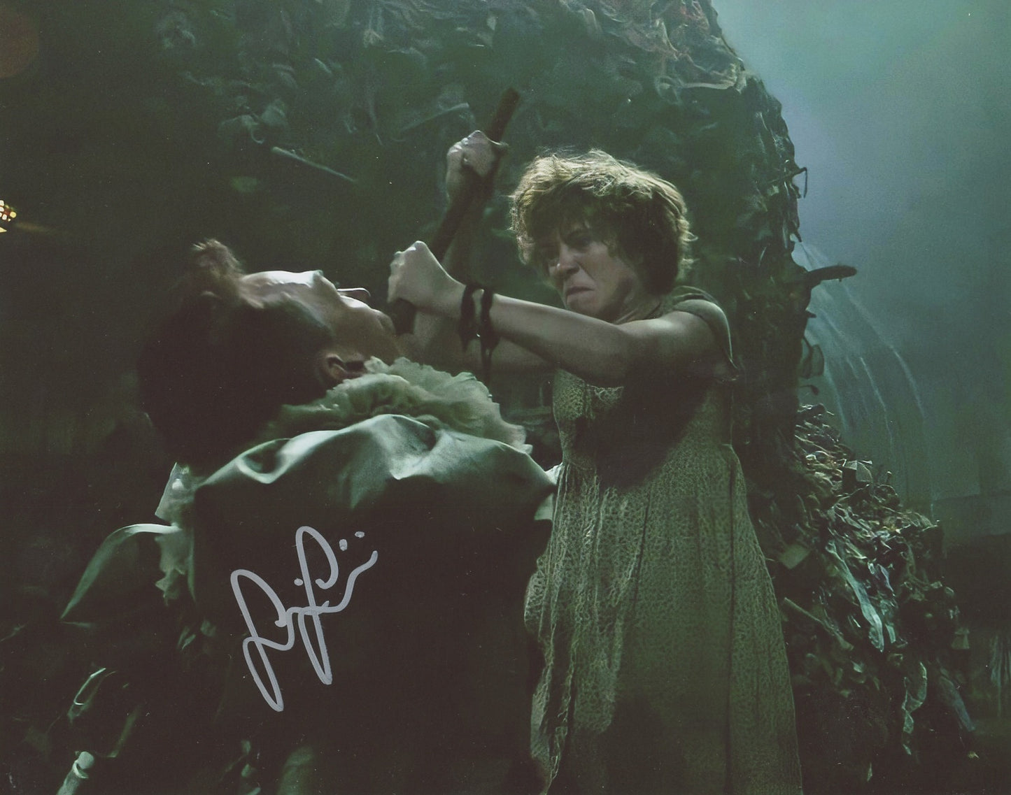 Sophia Lillis Signed 8x10 Photo