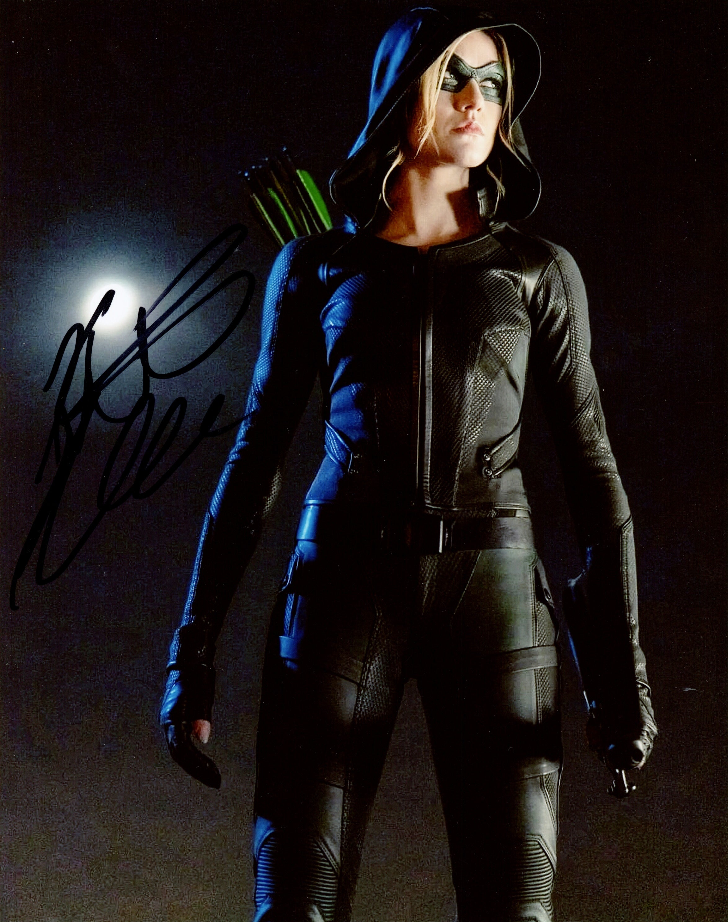 Katherine McNamara Signed 8x10 Photo - Video Proof – TopPix Autographs