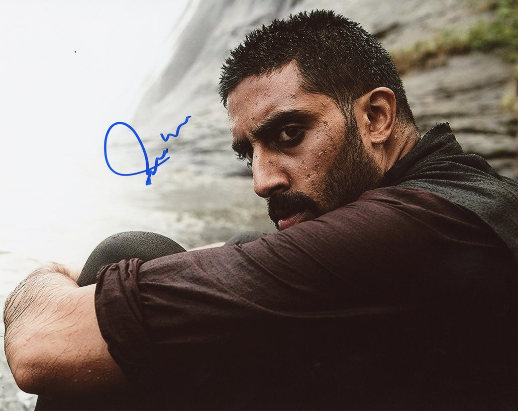 Abhishek Bachchan Signed 8x10 Photo - Video Proof