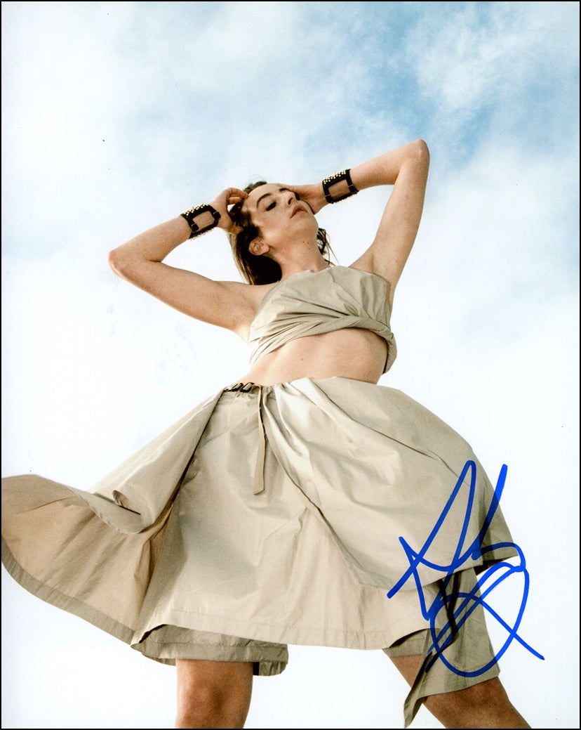 Alana Haim Signed 8x10 Photo