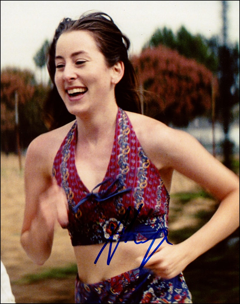 Alana Haim Signed 8x10 Photo