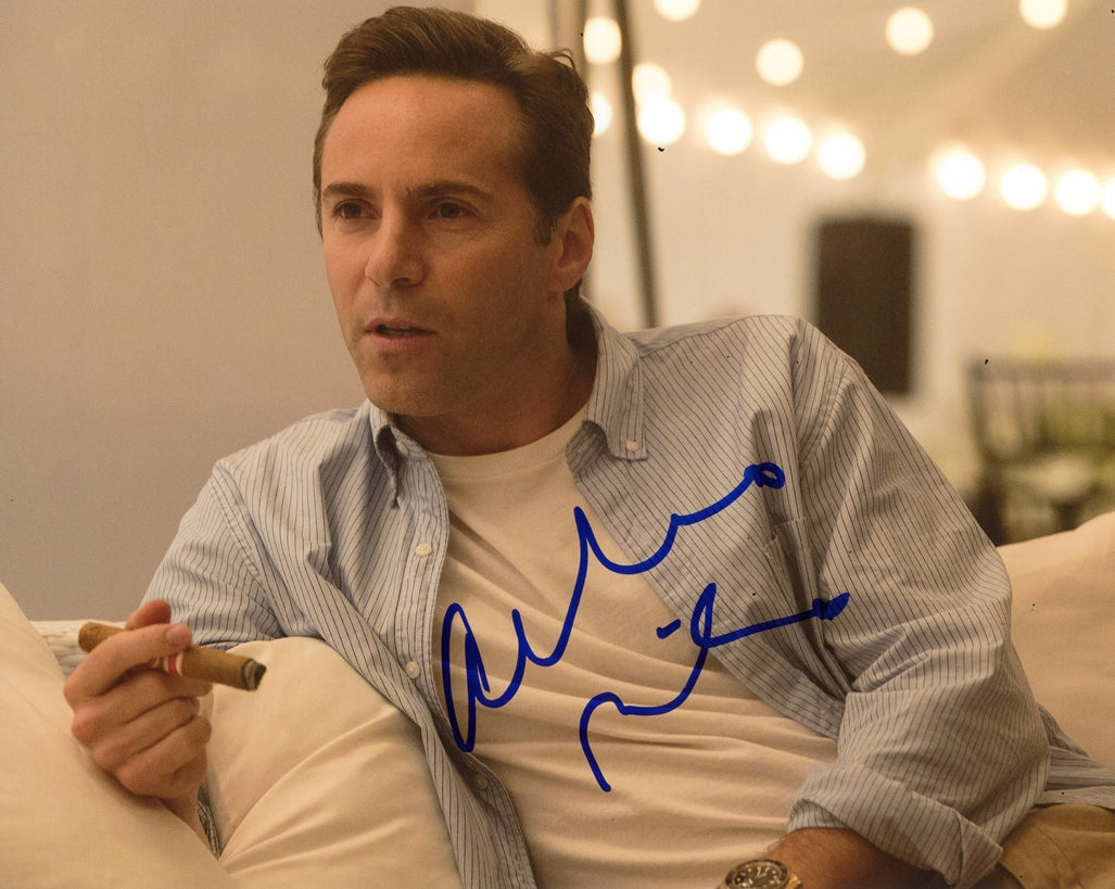 Alessandro Nivola Signed 8x10 Photo