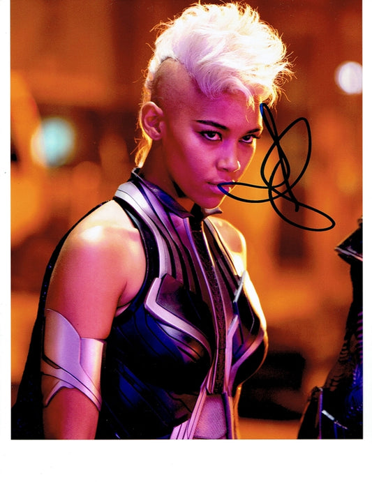 Alexandra Shipp Signed 8x10 Photo - Video Proof