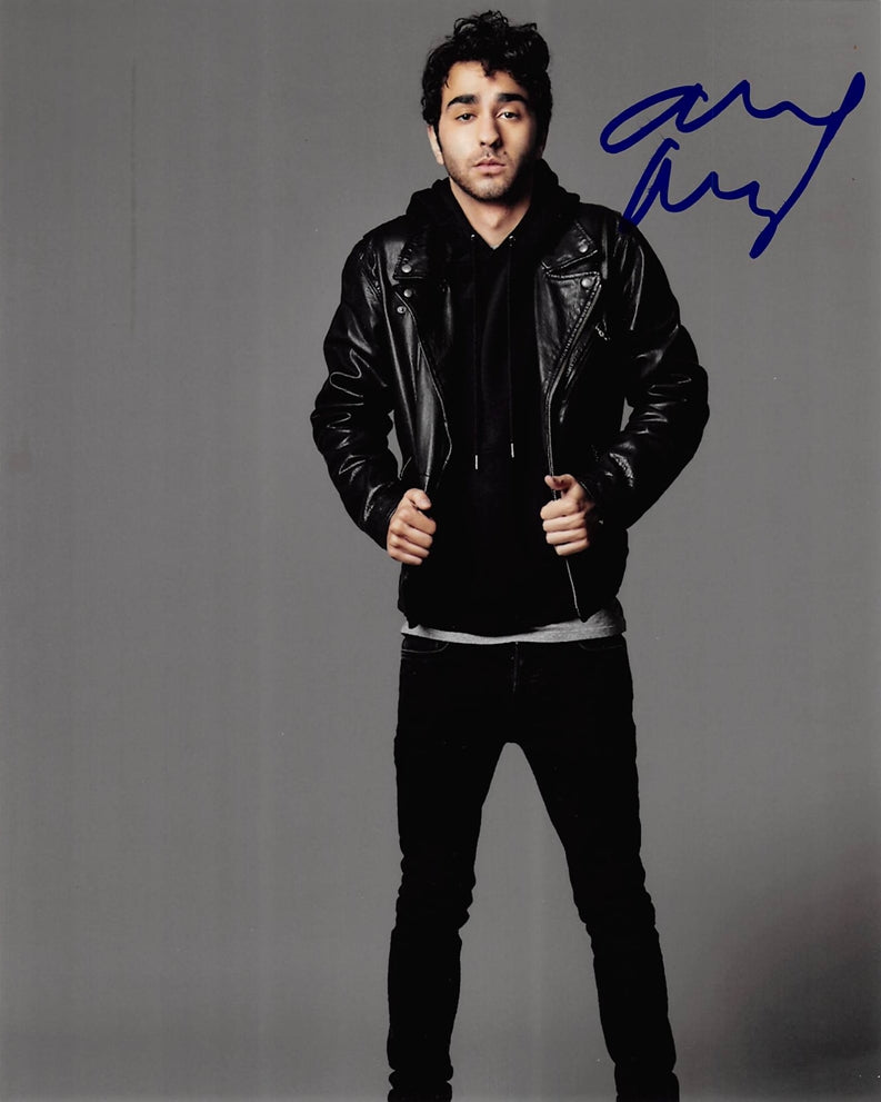 Alex Wolff Signed 8x10 Photo