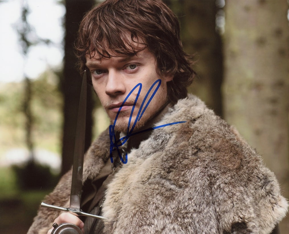 Alfie Allen Signed 8x10 Photo