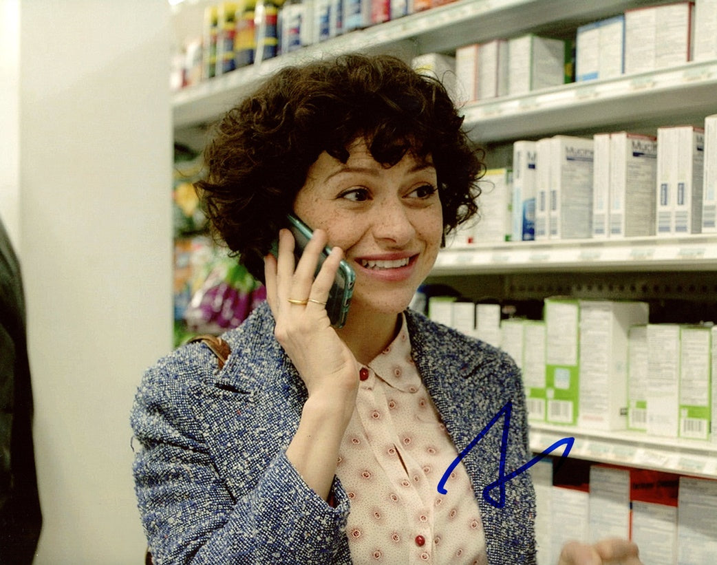 Alia Shawkat Signed 8x10 Photo - Video Proof