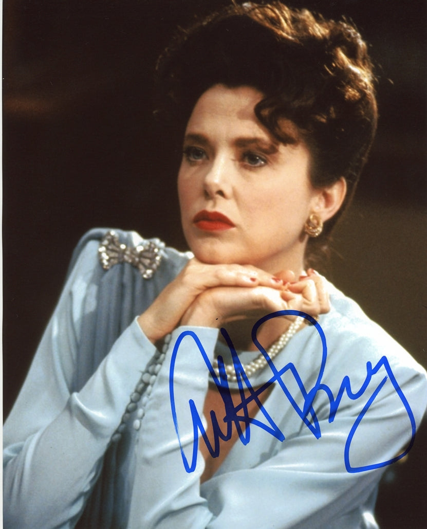 Annette Bening Signed 8x10 Photo