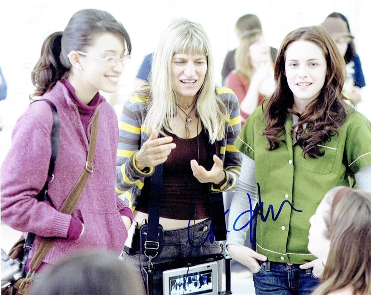 Catherine Hardwicke Signed 8x10 Photo - Video Proof