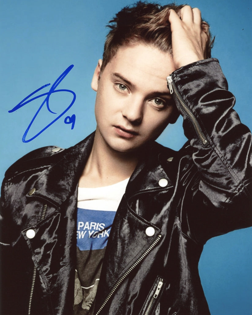 Conor Maynard Signed 8x10 Photo