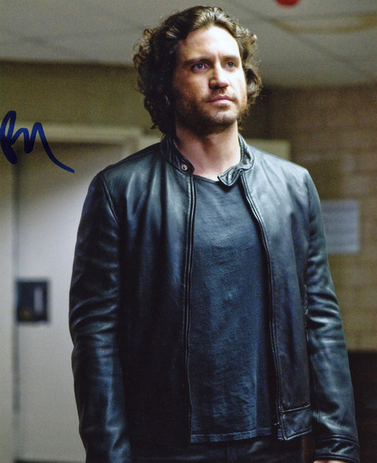 Edgar Ramirez Signed 8x10 Photo
