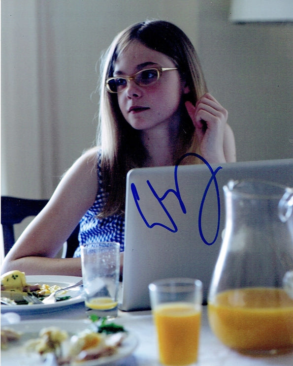Elle Fanning Signed 8x10 Photo - Video Proof