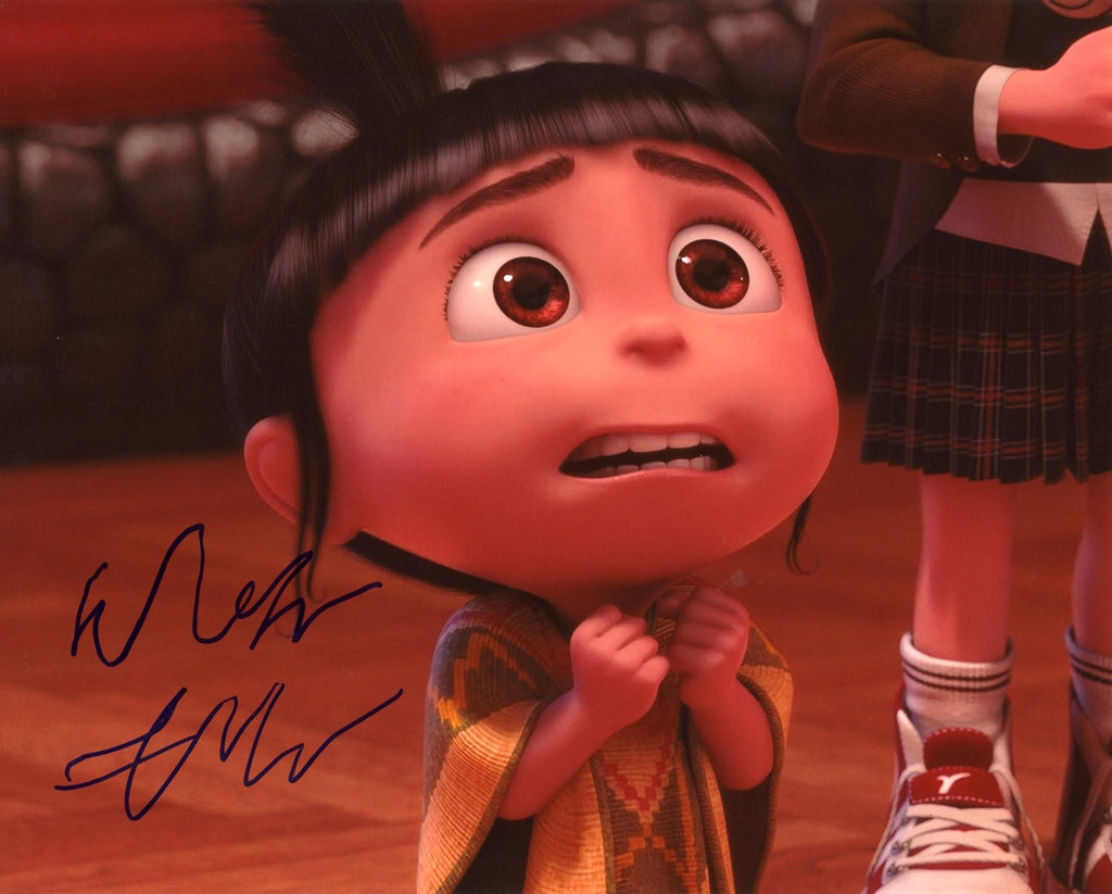 Elsie Fisher Signed 8x10 Photo