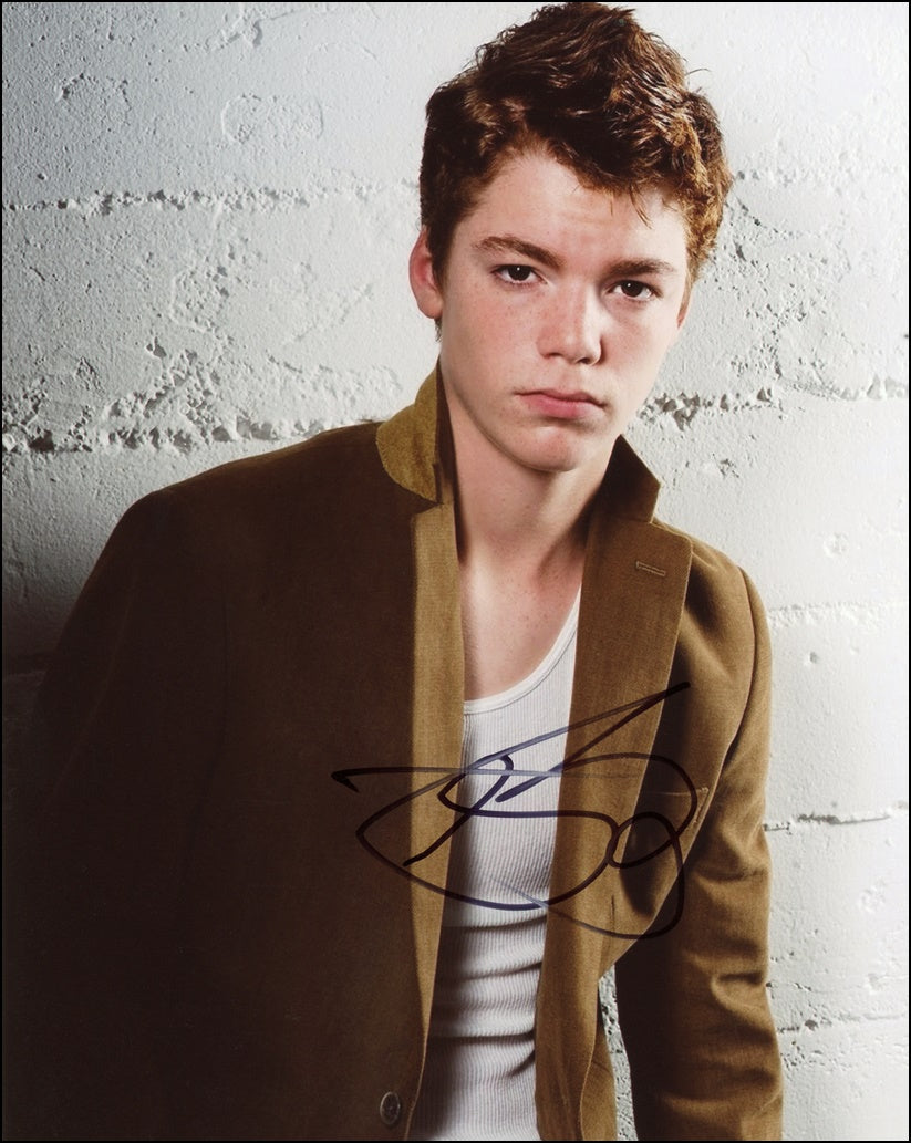 Gabriel Basso Signed 8x10 Photo