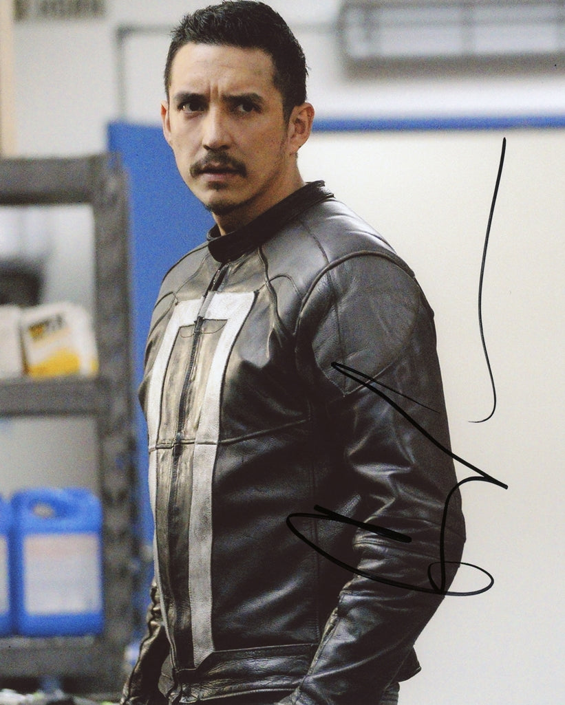 Gabriel Luna Signed 8x10 Photo - Video Proof