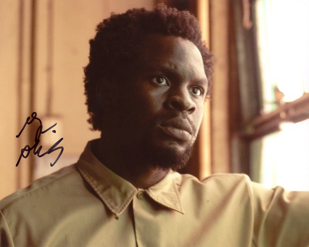 Gbenga Akinnagbe Signed 8x10 Photo