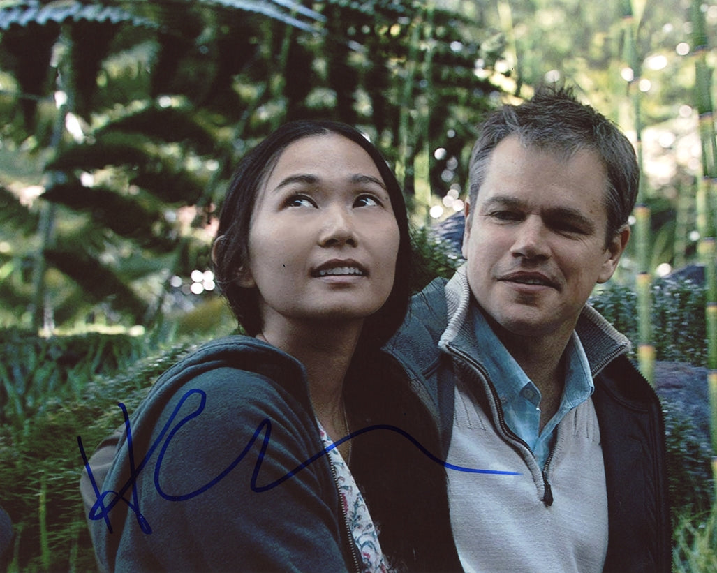 Hong Chau Signed 8x10 Photo - Video Proof