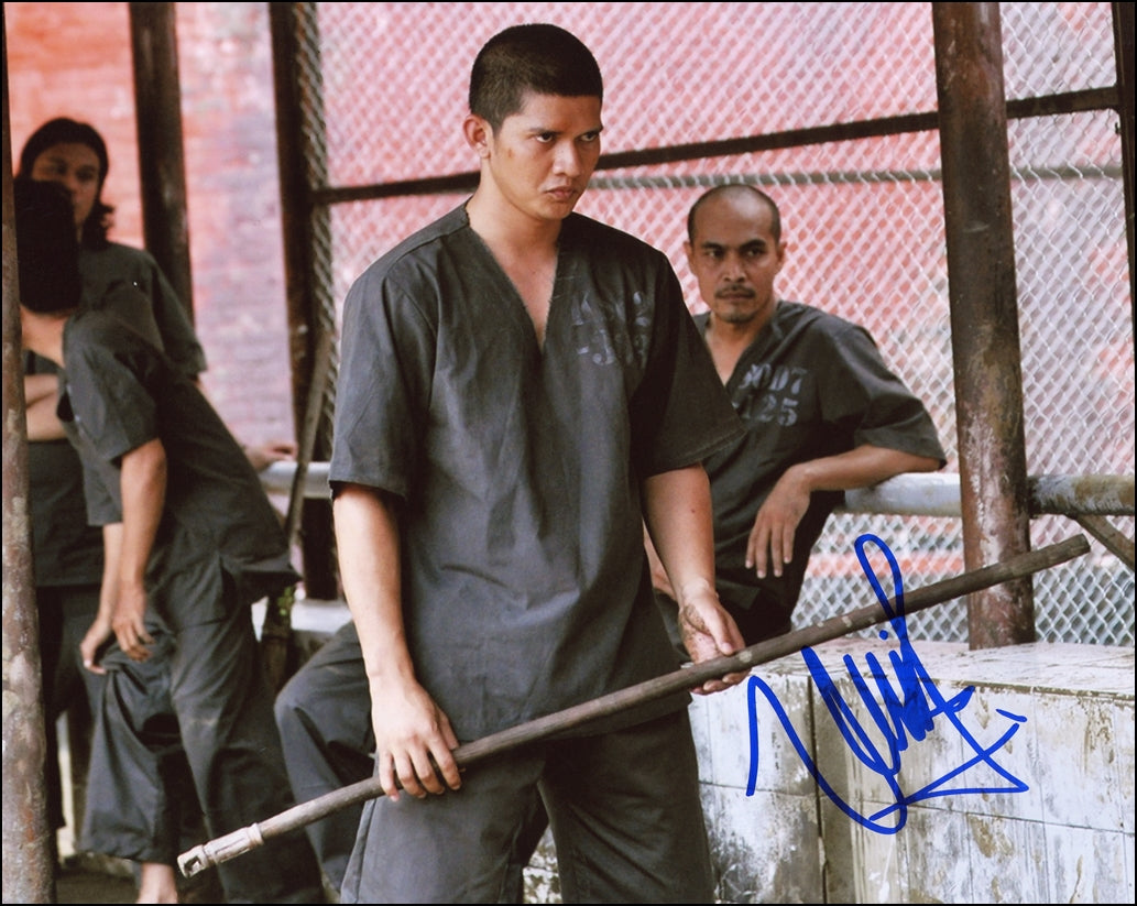 Iko Uwais Signed 8x10 Photo