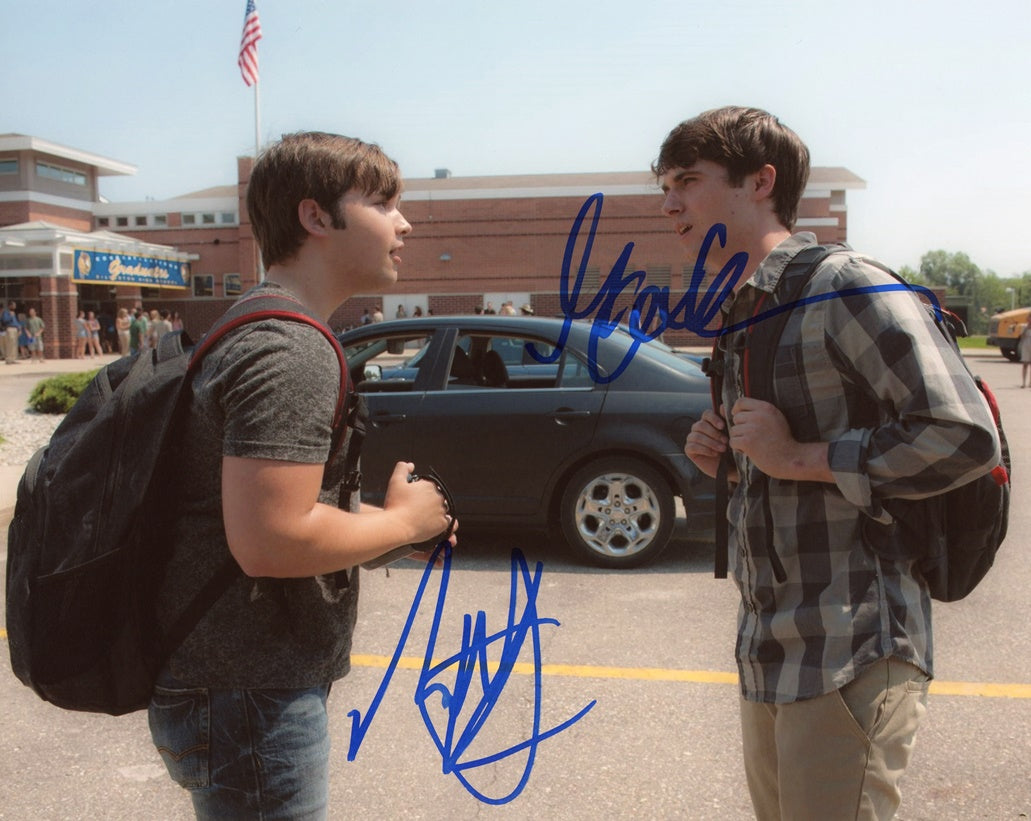 Nathan Kress & Max Deacon Signed 8x10 Photo