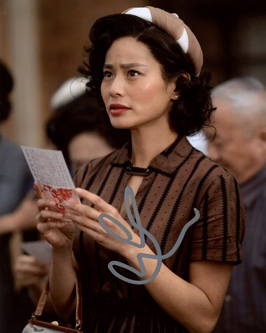 Jamie Chung Signed 8x10 Photo