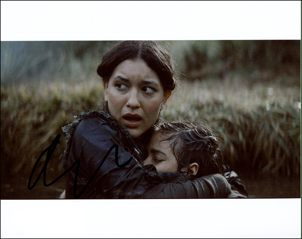 Julia Jones Signed 8x10 Photo