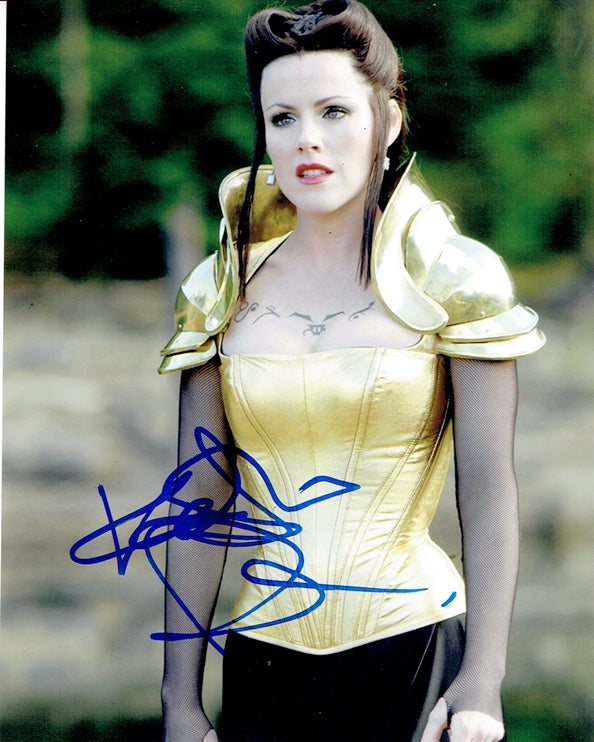 Kathleen Robertson Signed 8x10 Photo