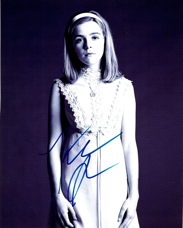 Kiernan Shipka Signed 8x10 Photo