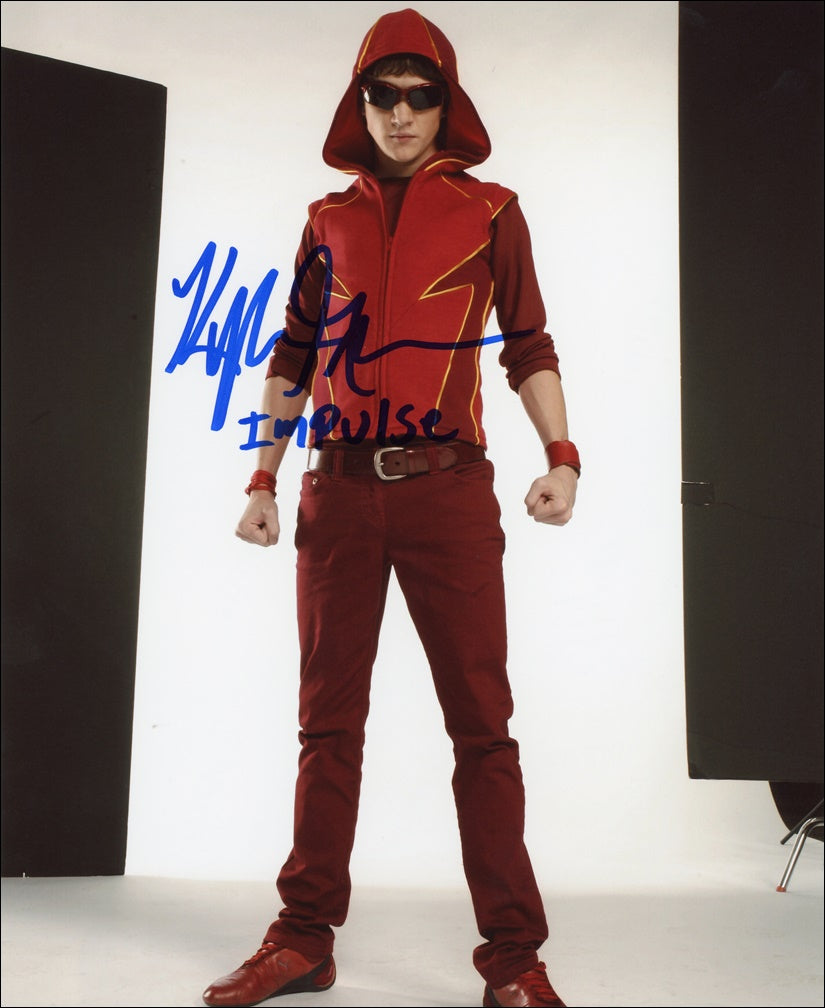 Kyle Gallner Signed 8x10 Photo - Proof