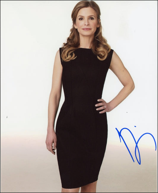 Kyra Sedgwick Signed 8x10 Photo