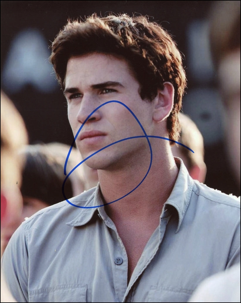 Liam Hemsworth Signed 8x10 Photo