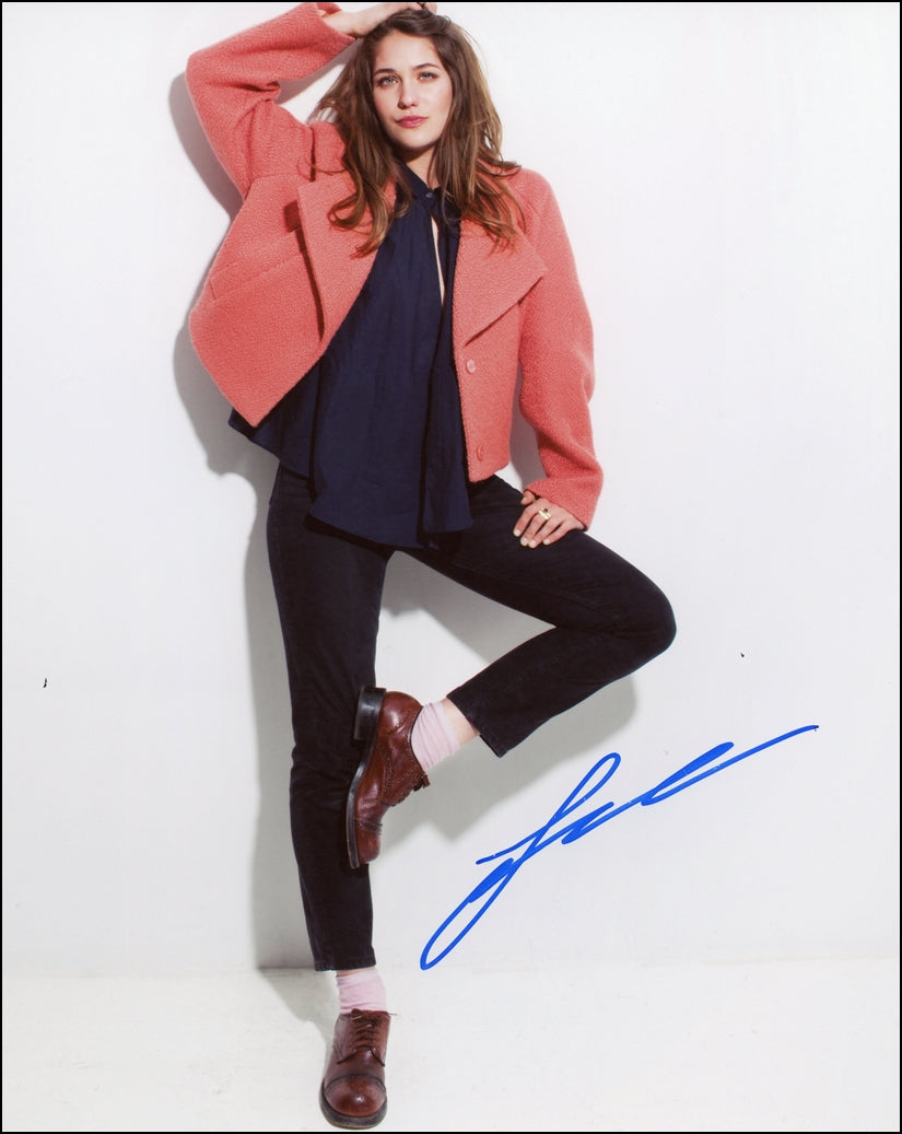 Lola Kirke Signed 8x10 Photo