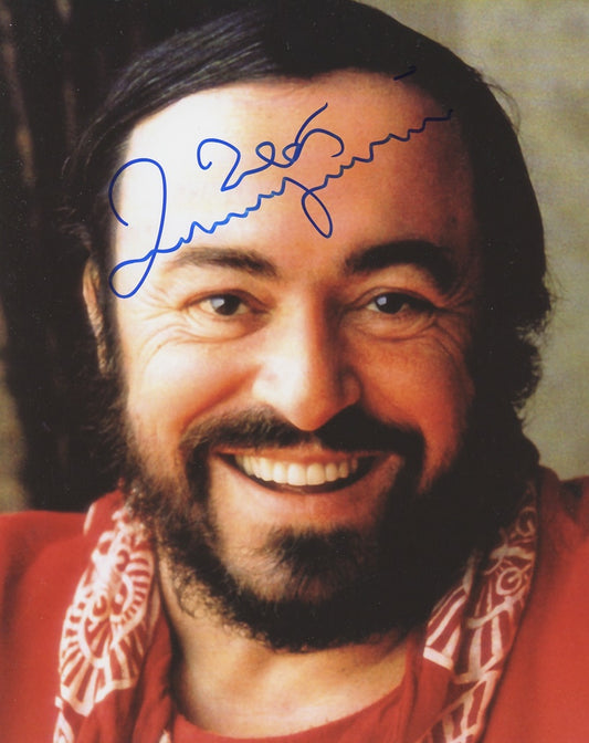 Luciano Pavarotti Signed 8x10 Photo