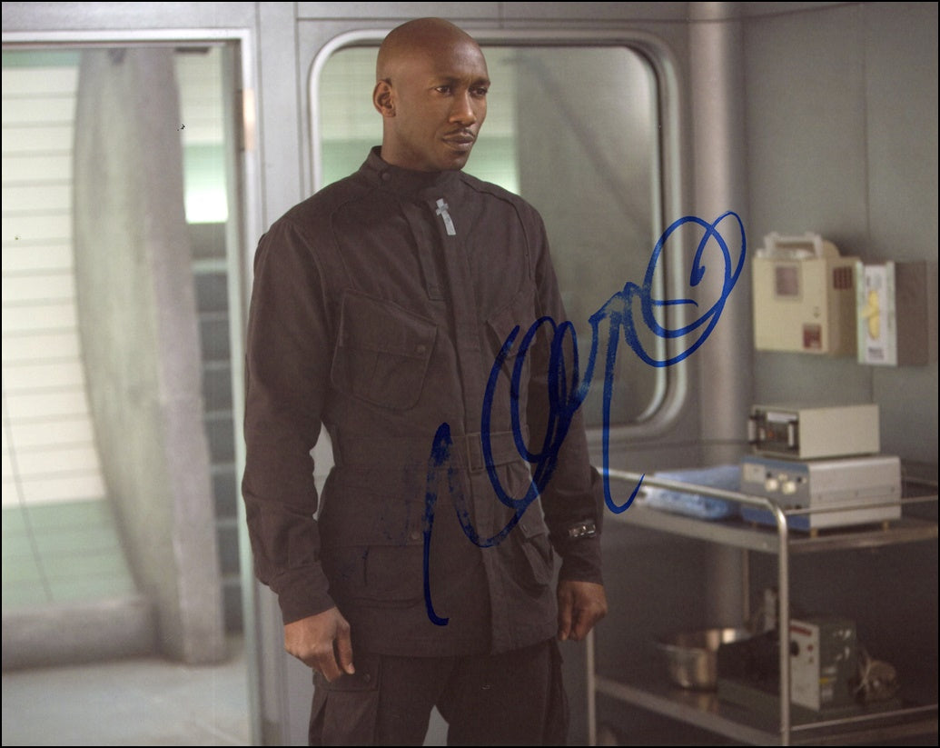 Mahershala Ali Signed 8x10 Photo