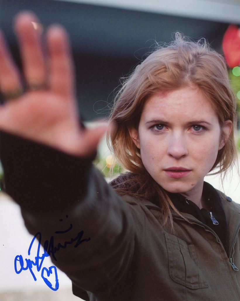 Magda Apanowicz Signed 8x10 Photo