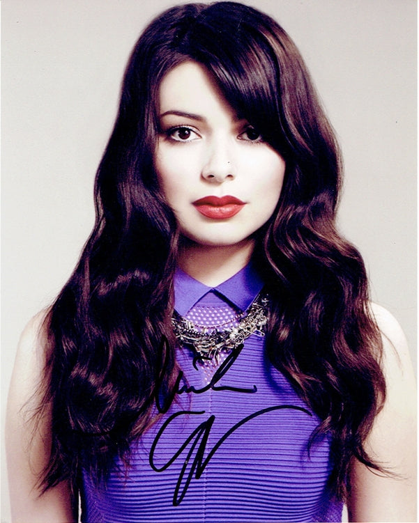 Miranda Cosgrove Signed 8x10 Photo