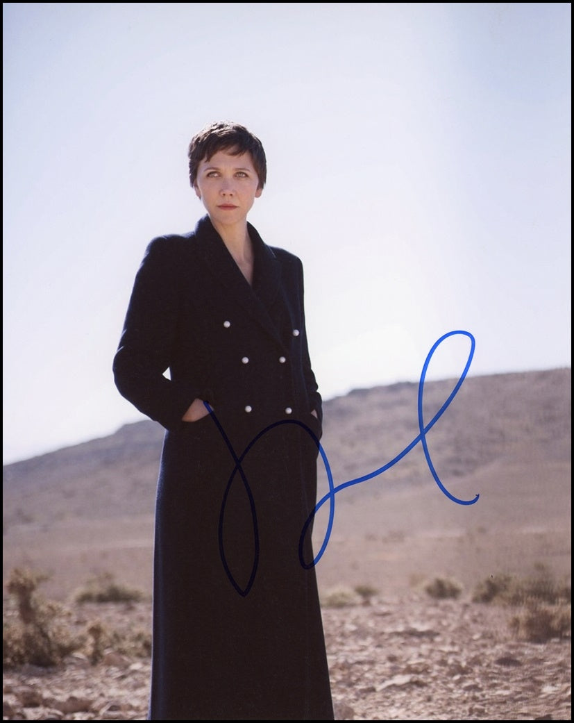 Maggie Gyllenhaal Signed 8x10 Photo